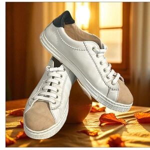 AGL SADE Black and White Leather Sneakers